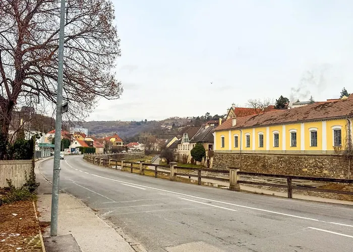 Danube Homes Citywall *